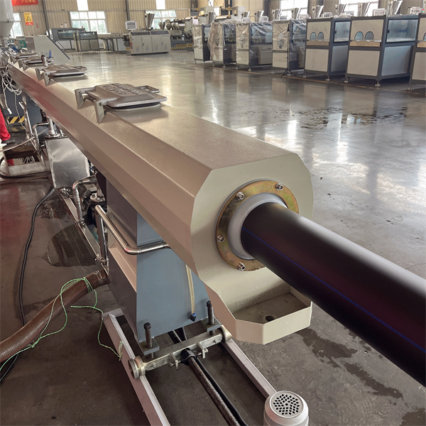 HDPE pipe extrusion production line