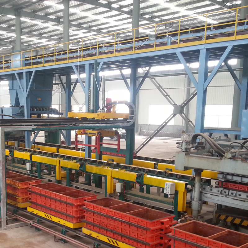 Semi-Automatic Moulding Line