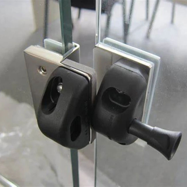 glass latch 02