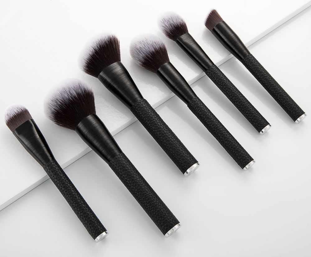 Wholesale Beauty Accessories Custom Logo Black Cosmetics Brushes for Face Eye Lip Makeup