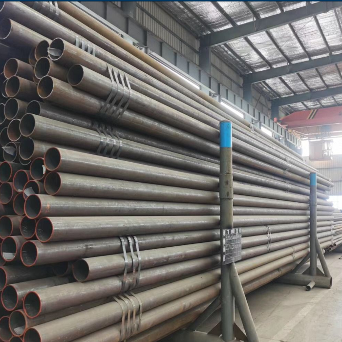 Seamless pipe ASTM A333 steel pipe