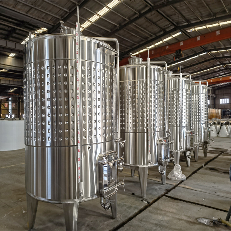 Stainless steel wine fermentation tank