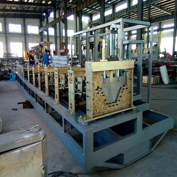 Bolt and Nut long span forming and bending machine